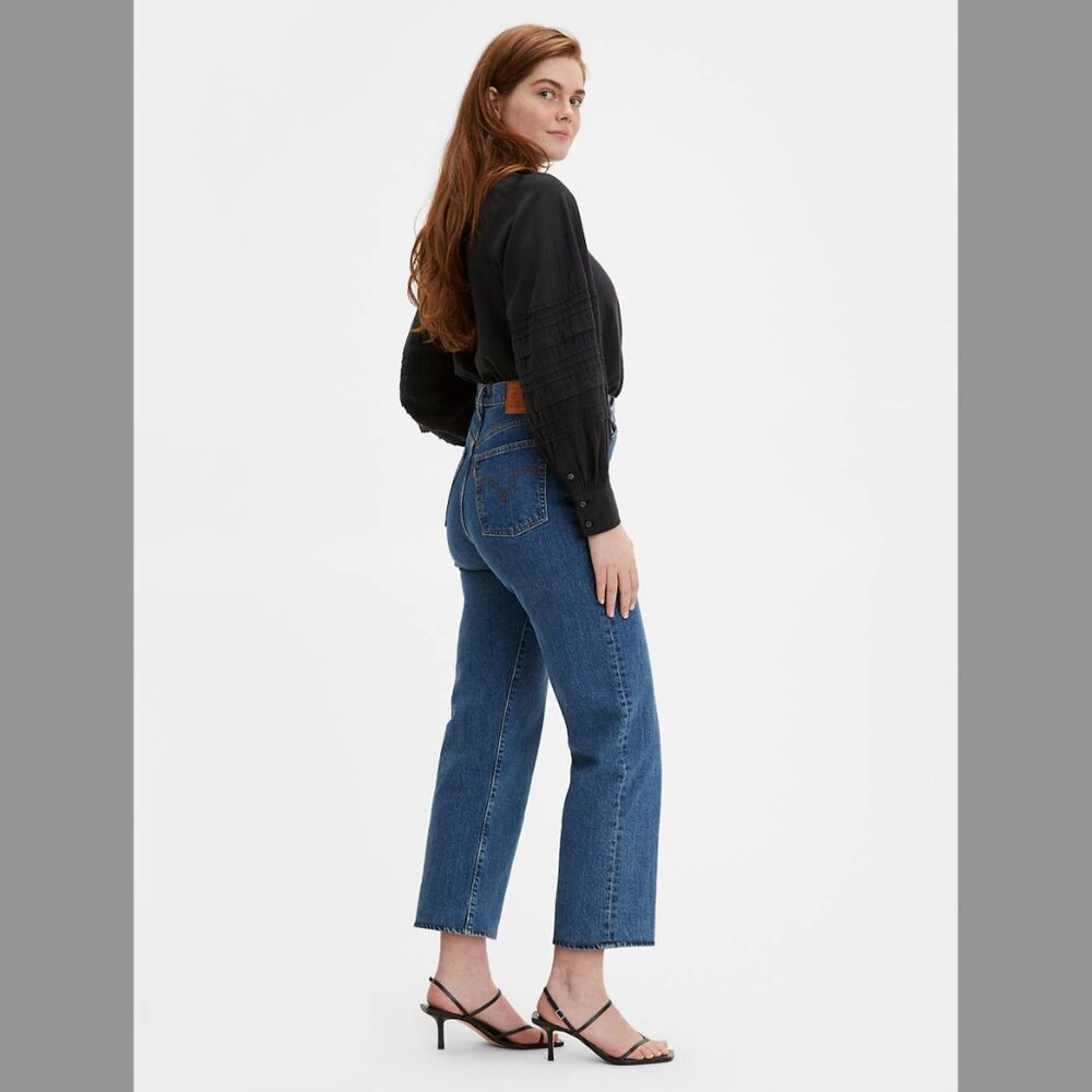 Levis Ribcage Straight Ankle Stretch Jeans - Picture 10 of 13